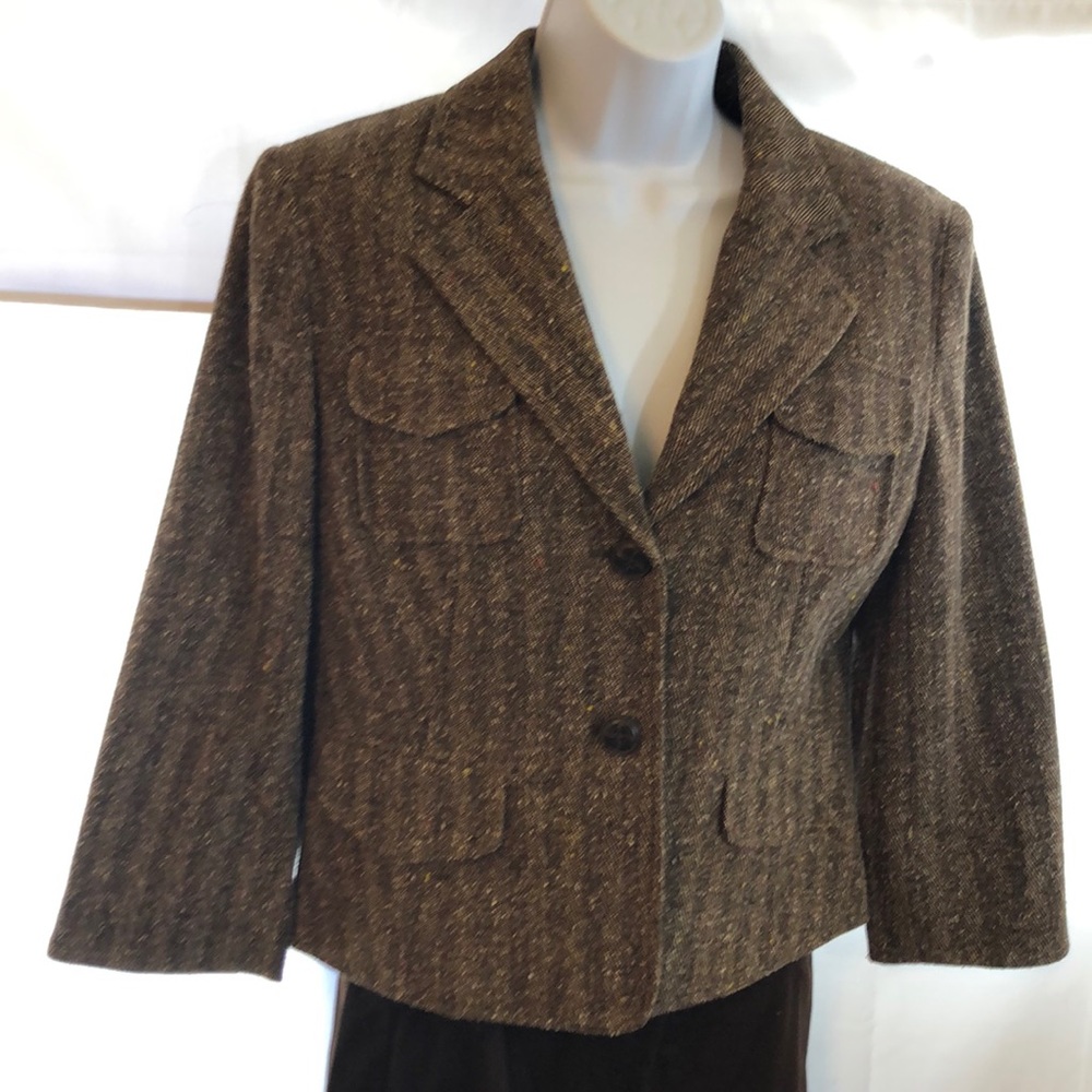 Worthington stretch 6 brown fully lined jacket.